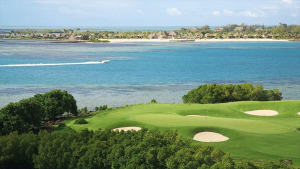 Four Seasons Golf Club Mauritius (Photo: fourseasons.com)