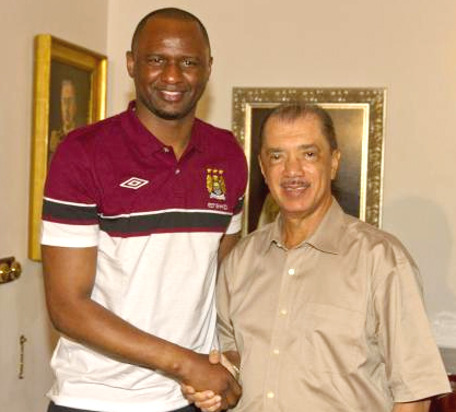 Patrick Vieira & President Michel (Photo from Seychelles Ministry of Tourism and Culture