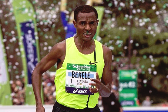 Kenenisa Bekele wins Paris Marathon (Photo: abola.pt)